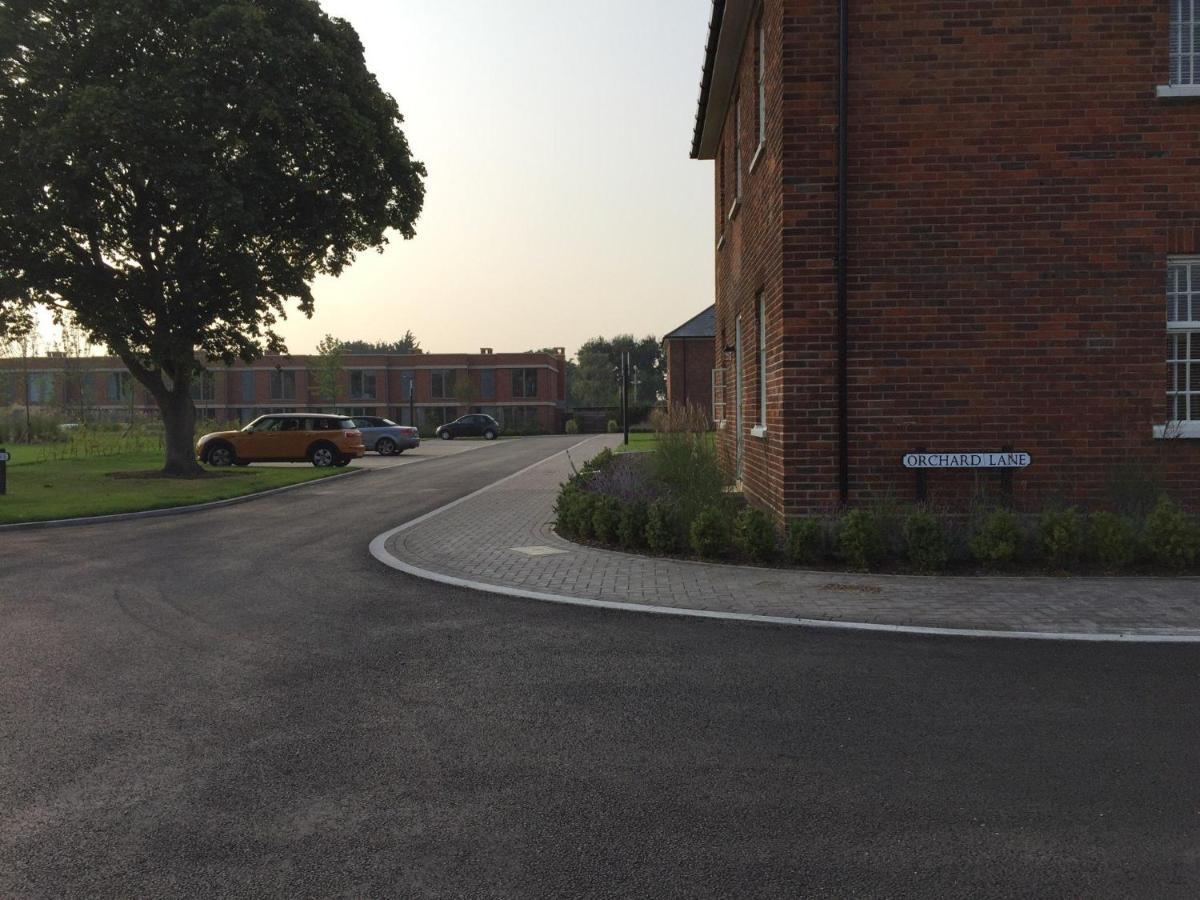 The Officers' Mess - The Garden Quarter Villa Bicester Exterior photo